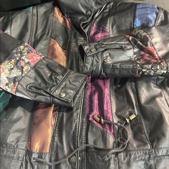 Pelle Vibrant Leather Jacket with Multicolor Panels. - Picture 4 of 5
